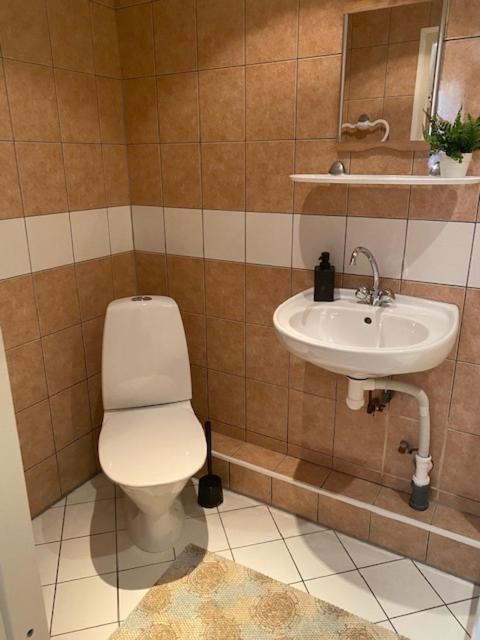 Kuru Guest House ภายนอก รูปภาพ